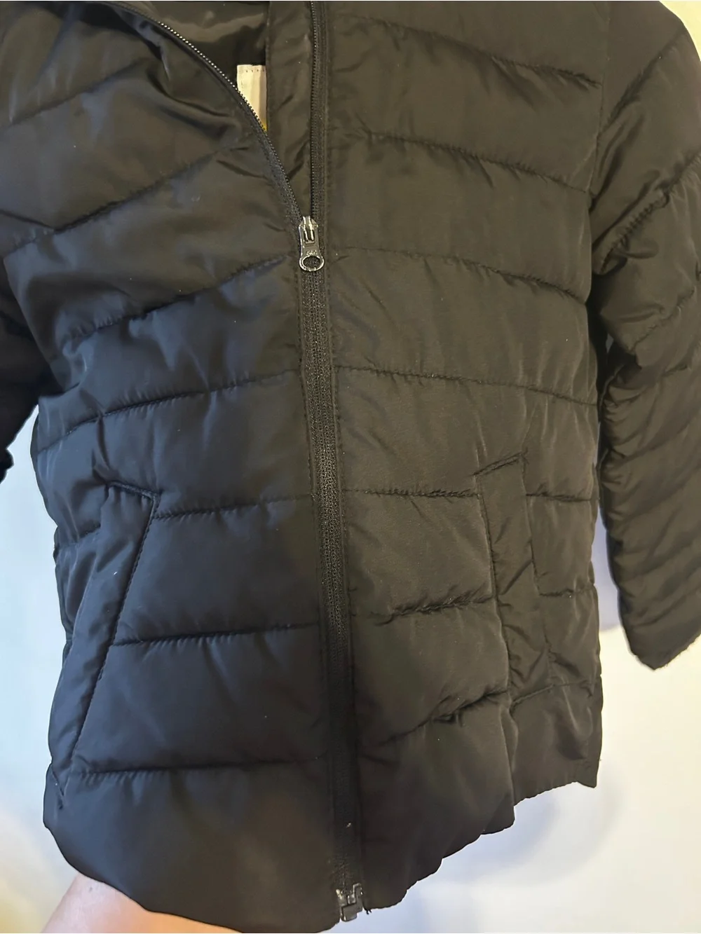 Old Navy Black Hooded Kids Puffer Jacket XS 5